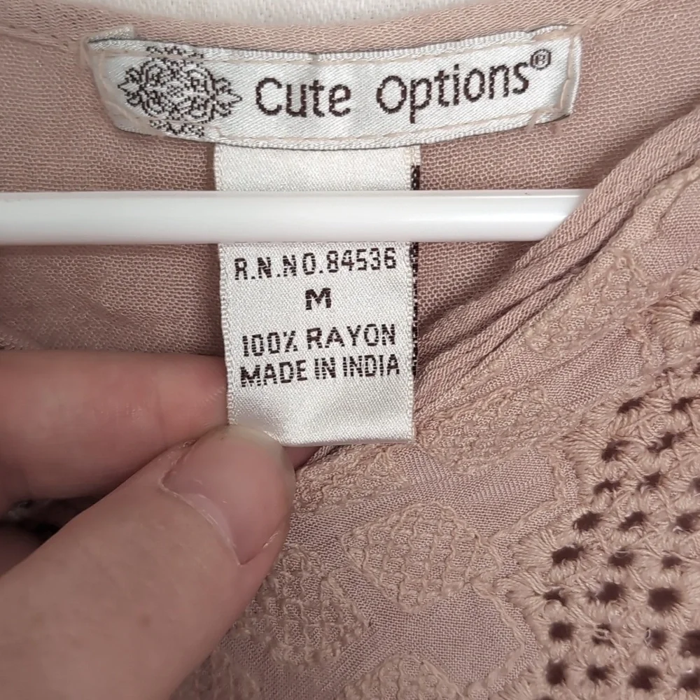 Vintage Cute Options Blush Pink Rayon Embroidered Long Sleeve Blouse Size Medium - Picture 3 of 6